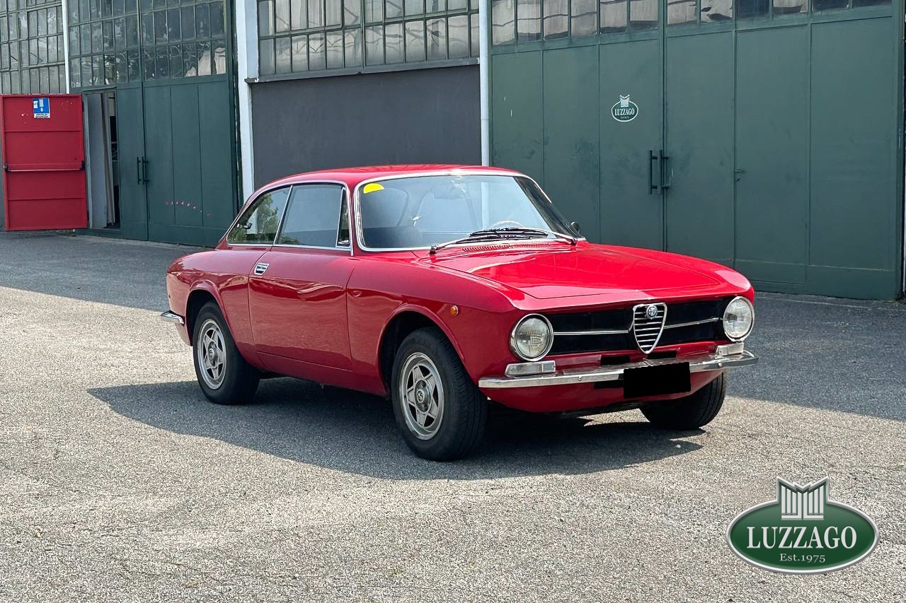 Alfa Romeo - Giulia GT 1600 Junior (115.03)