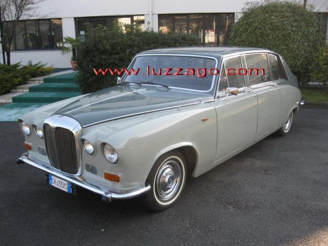 Daimler - DS 420 RHD Automatic