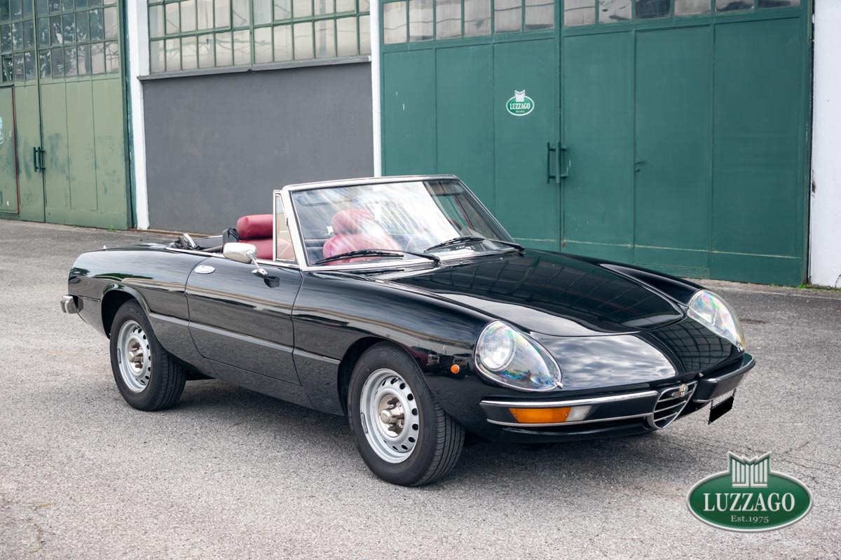 Alfa Romeo - 2000 Spider Veloce (115.38)