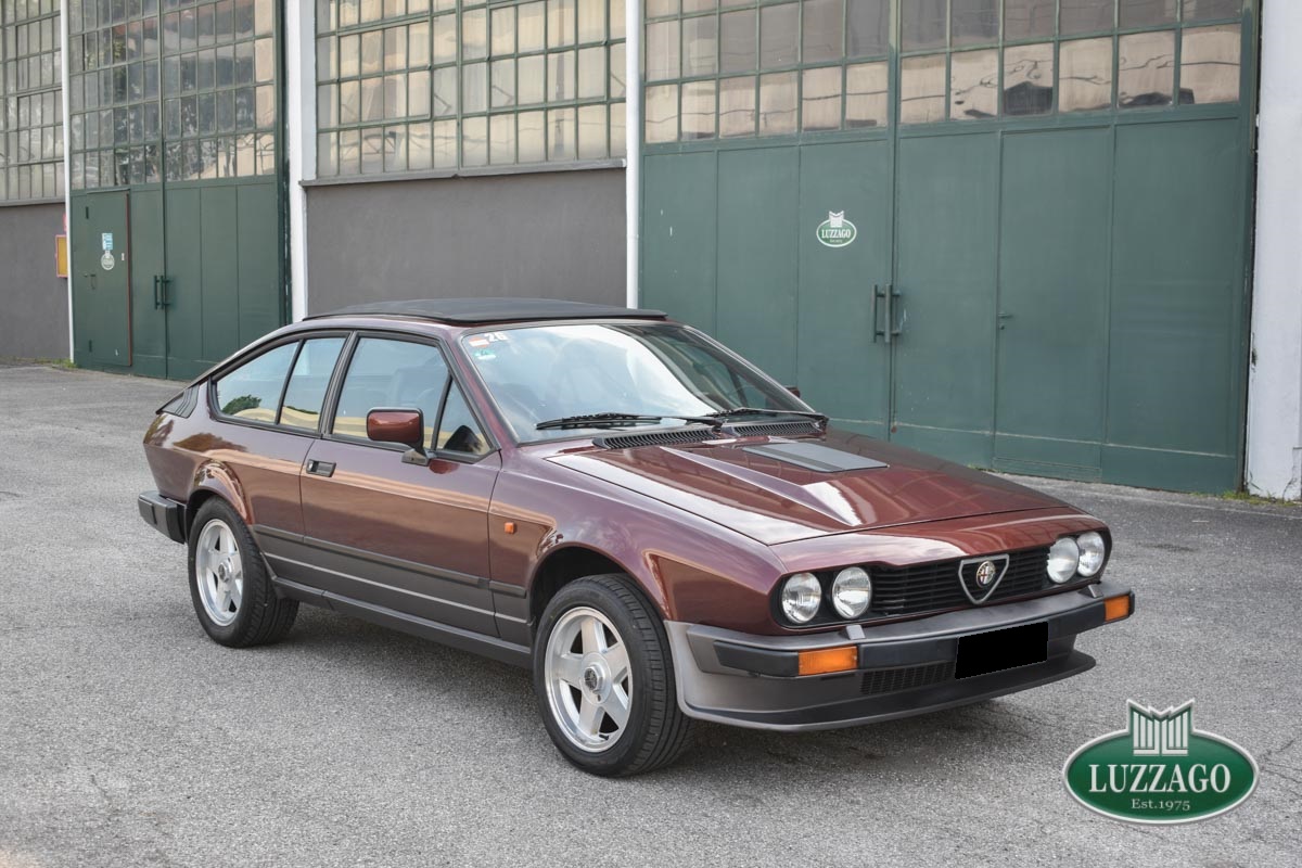 Alfa Romeo - Alfetta GTV6 2.5