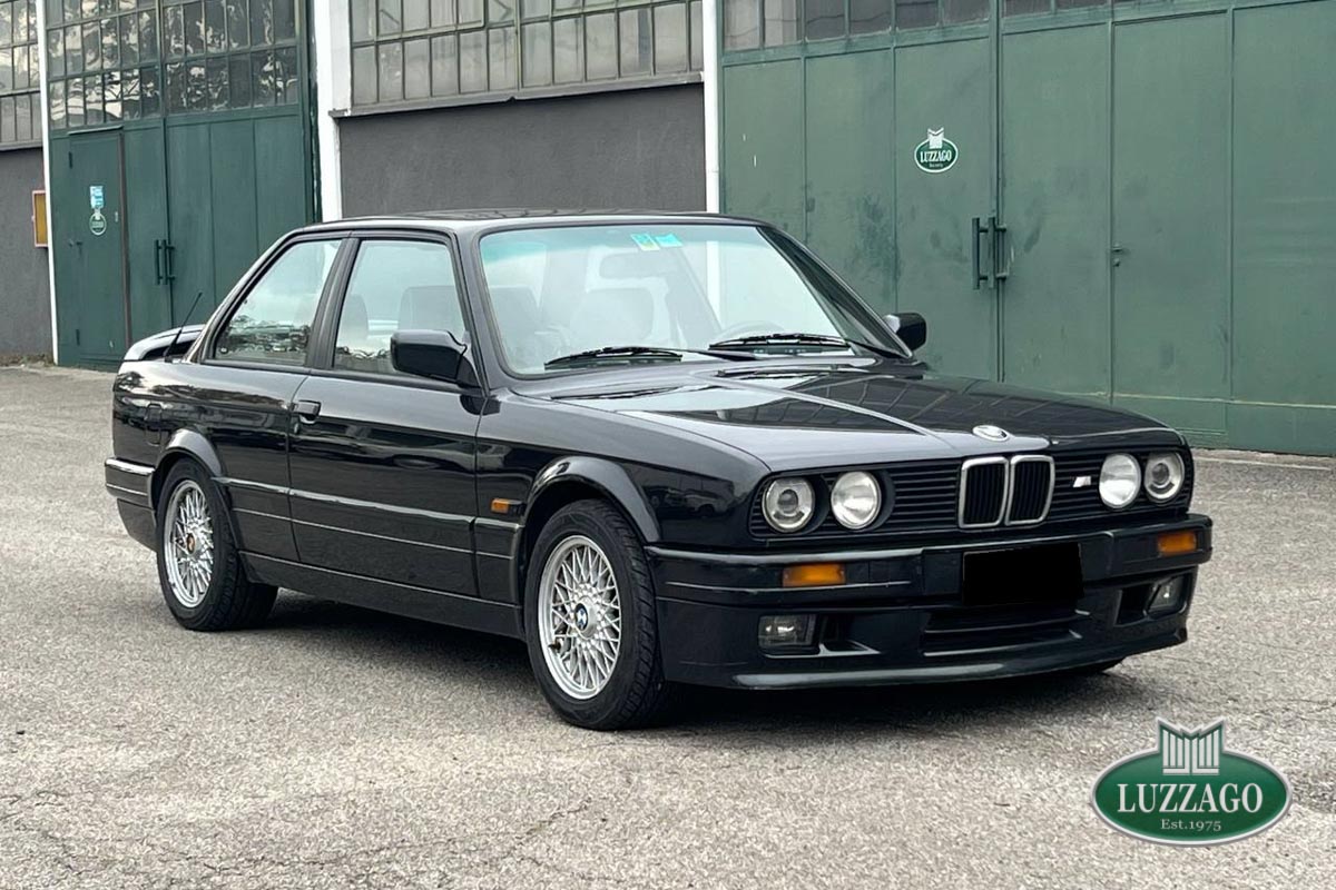 BMW - 320 IS Coup&egrave; (E30) (1 of 2540)
