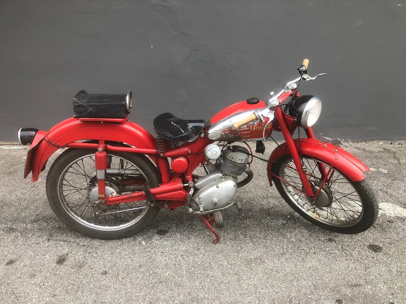 Benelli - Leoncino 125