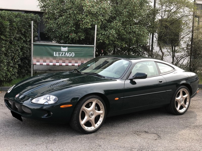 Jaguar - XK8 R 4.0 Coup&egrave;