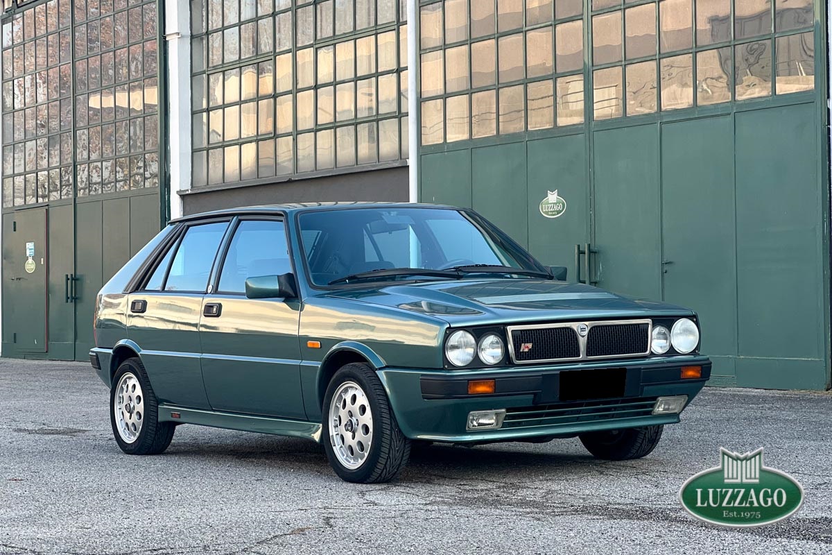 Lancia - Delta 1600 Turbo HF