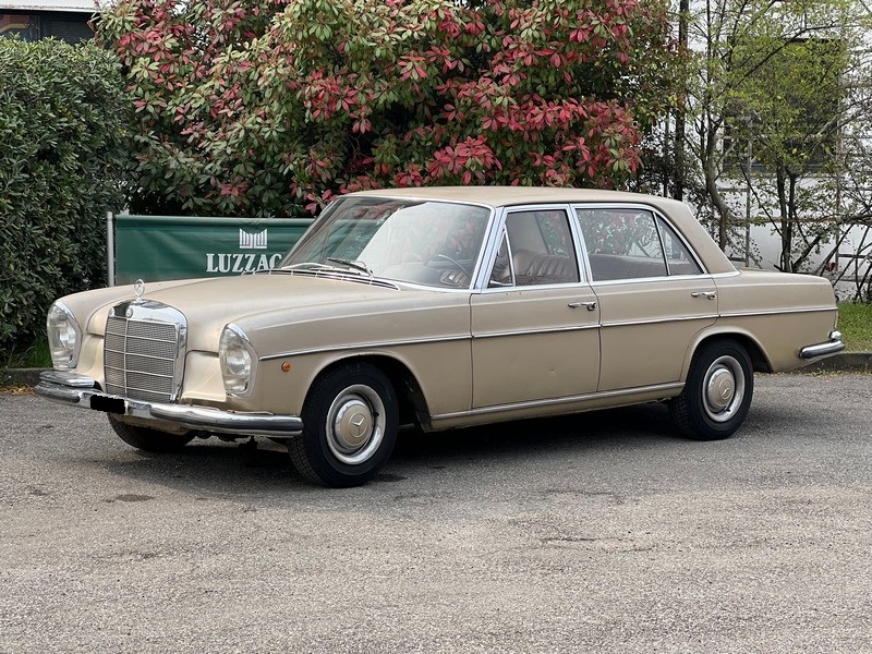 Mercedes-Benz 300 SEL (1 of 2737) - 1966