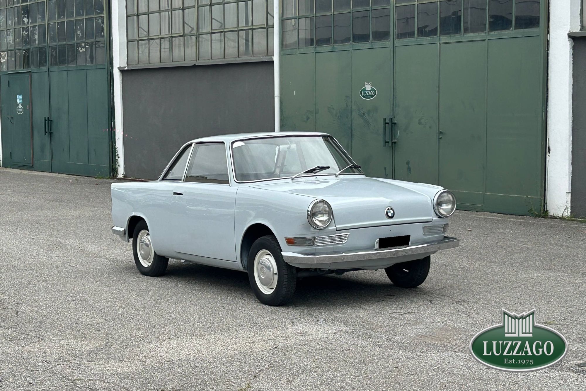 BMW - 700 Coup&egrave;