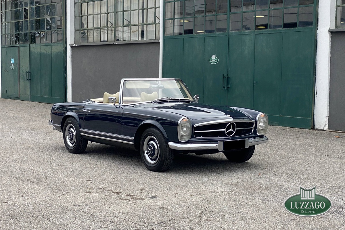Mercedes-Benz - 230 SL (W113)