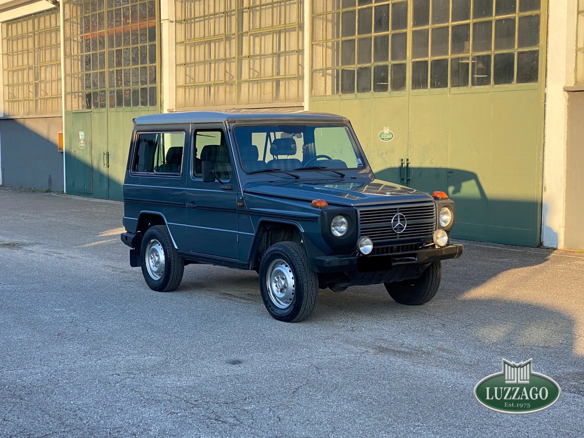 Mercedes-Benz - Class 200GE (1 of 610)