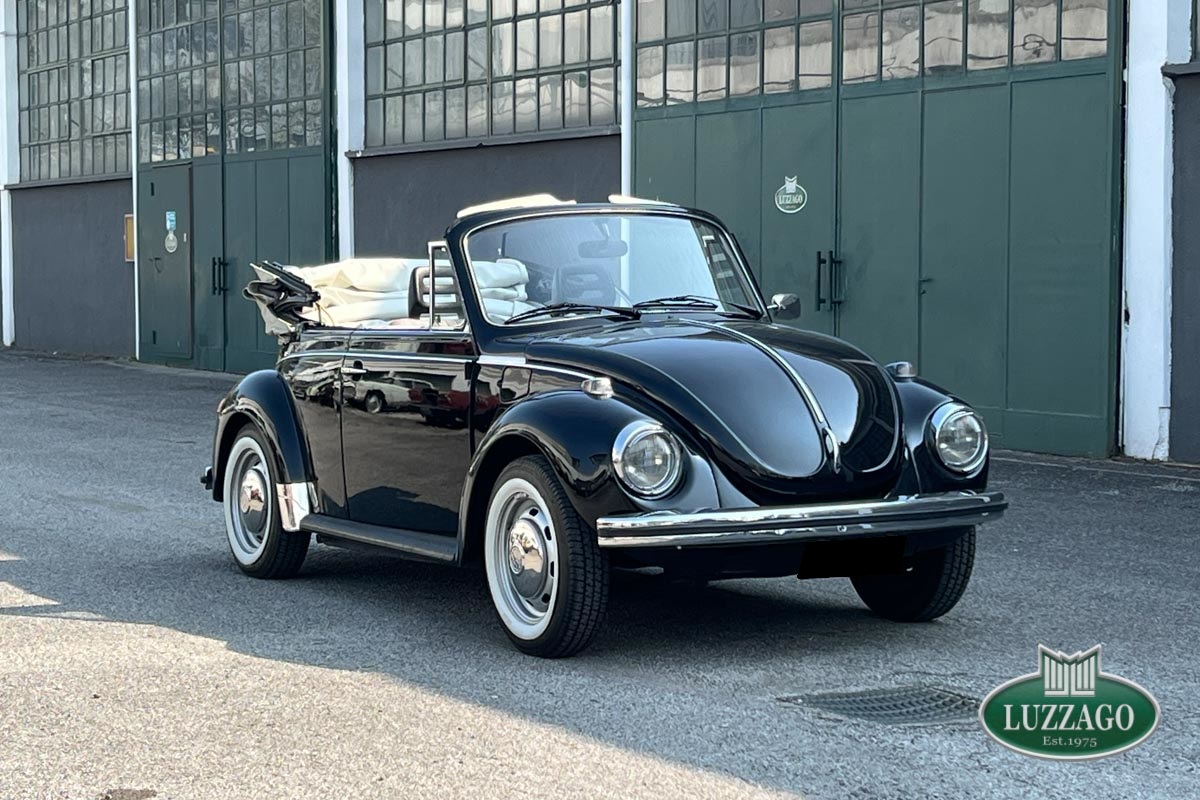 Volkswagen - Beetle Cabriolet 1300 (15AB11)